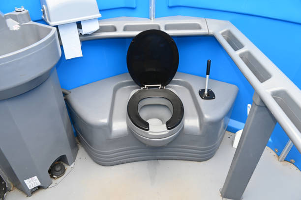 Portable Toilet Options We Offer in Chevy Chase Village, MD